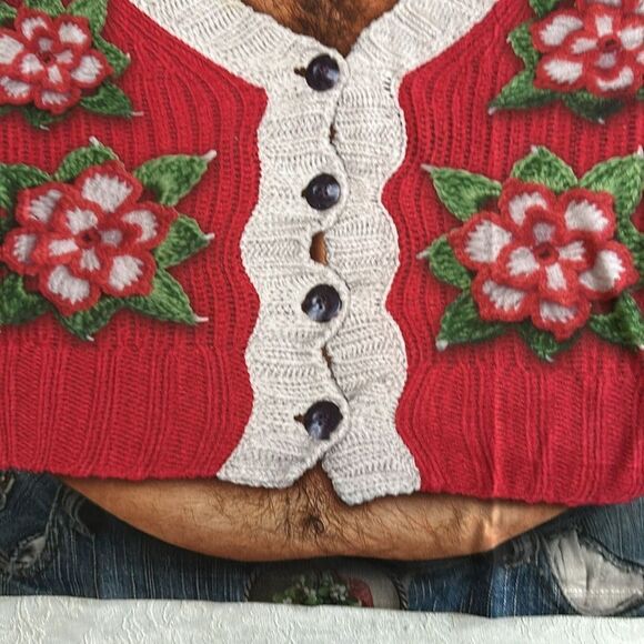 Faux Real Mans Hairy Chest In Ugly Christmas Sweater Vest T shirt Size Medium - Picture 3 of 9